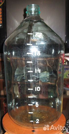 Баллоны стеклянные 20 л с градацией литража