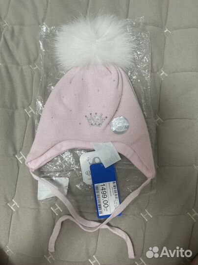 Зимняя шапка на девочку новая 46-48