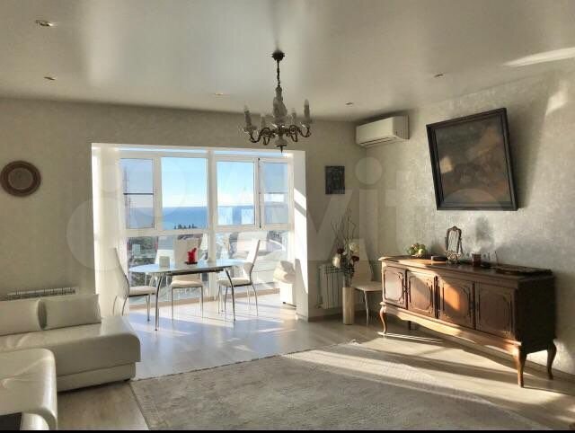 3-к. квартира, 84 м², 8/25 эт.