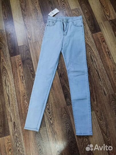Джинсы женские