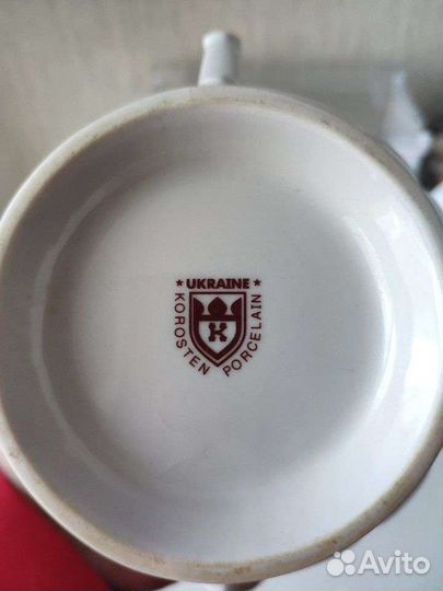 Сервиз чайный, крышечка на чайнике другая