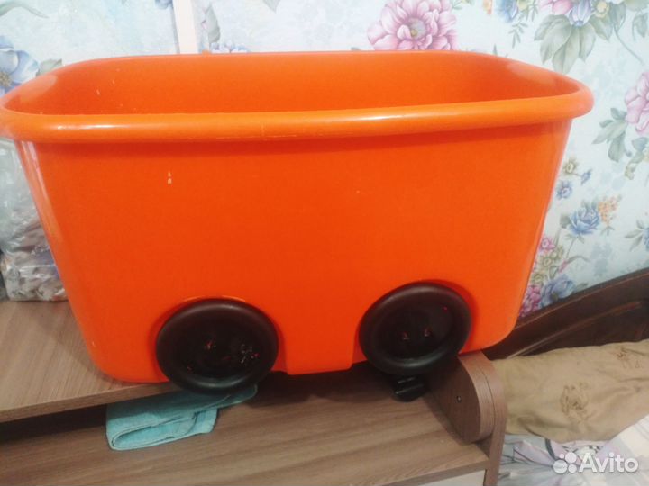 Ящик пластиковый