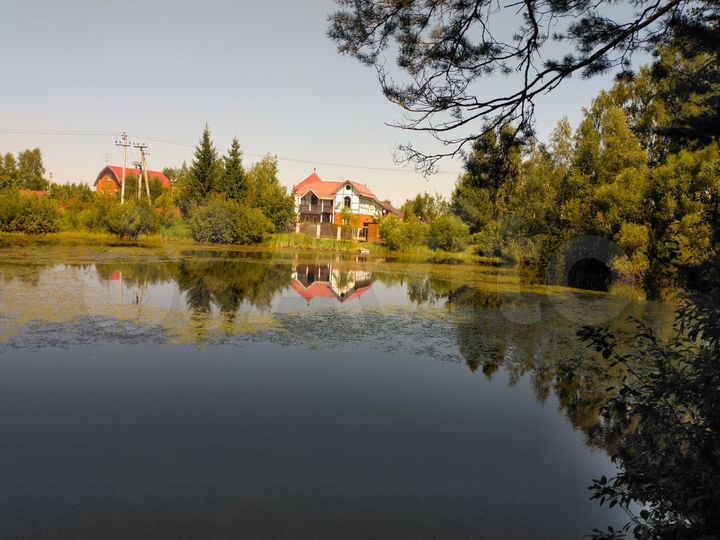 Коттедж 300 м² на участке 12 сот.