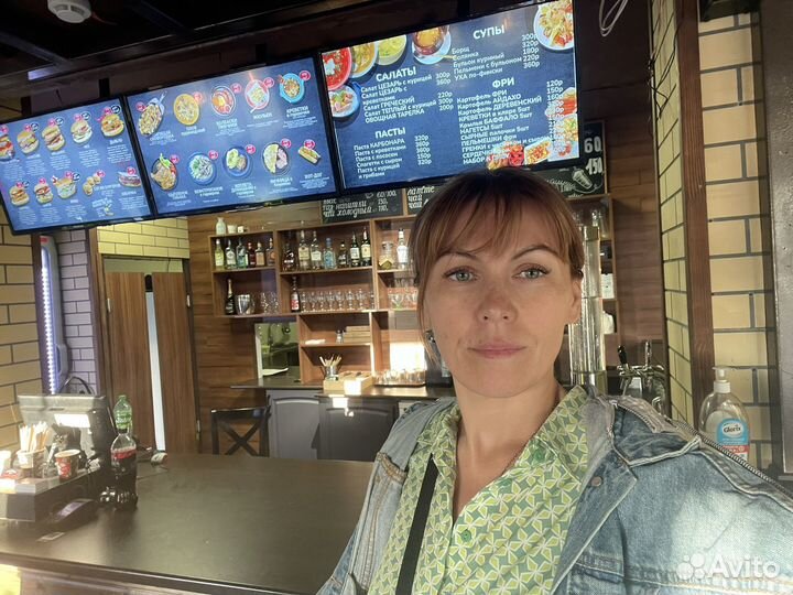 Бармен кассир в Новоселье