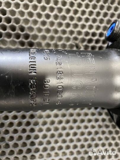 Пневмоподушка подвески кабины задняя Renault T