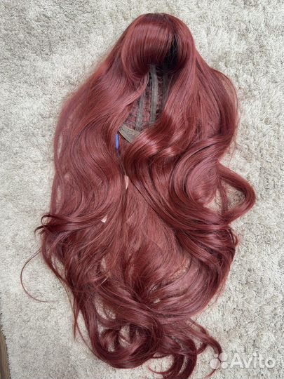 Парик винно-красный с челкой