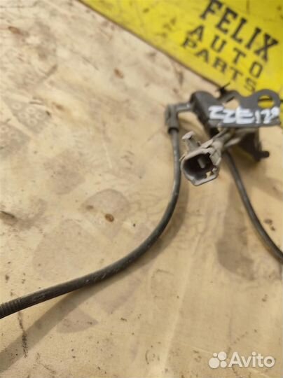 Датчик ABS передний Toyota Corolla Spacio (zze124