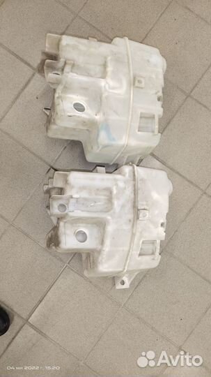 Бачок омывателя Тойота Camry 70 2017-2021