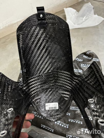 Переднее карбонкрыло на Ducati Fullsix carbon