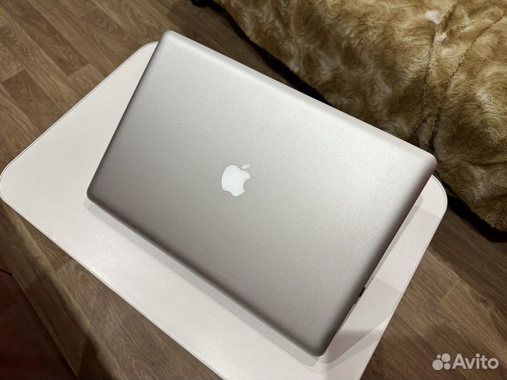 Apple MacBook Pro 17
