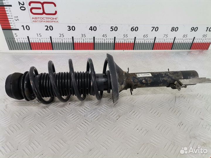 Стойка для Volkswagen Golf 4