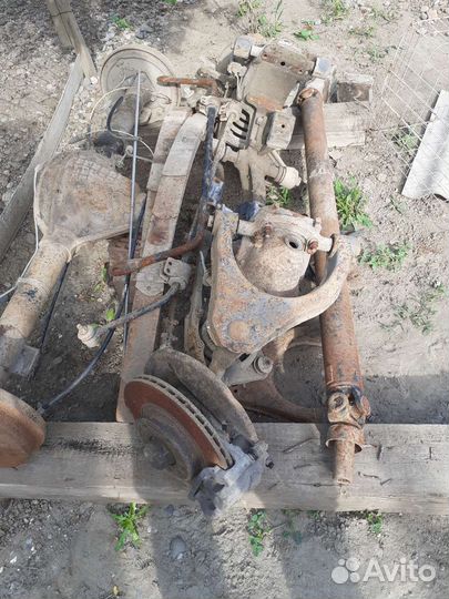 Запчасти на волгу 31105