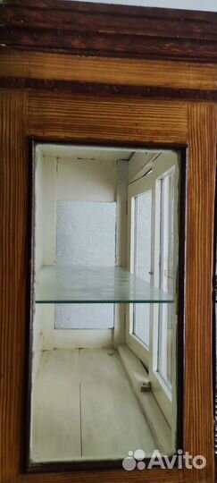 Советский буфет (комод, сервант)