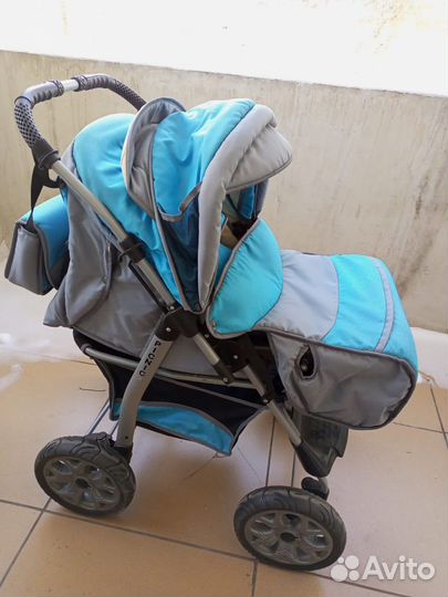 Коляска новая