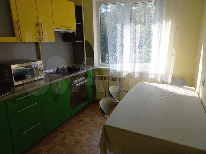 2-к. квартира, 462 м², 2/5 эт.