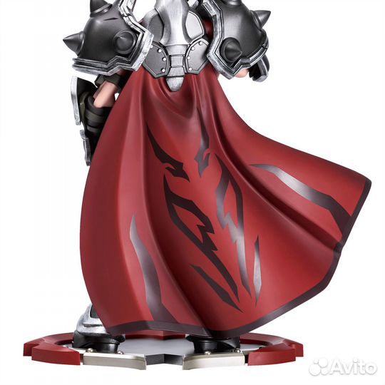 Статуэтка League of Legends Darius Unlocked