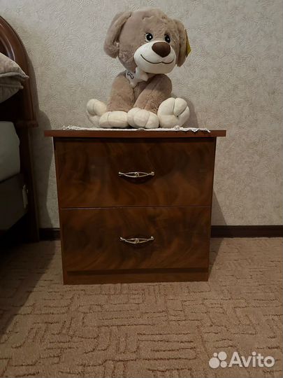 Продам спальный гарнитур