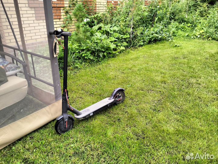 Электросамокат xiaomi m365