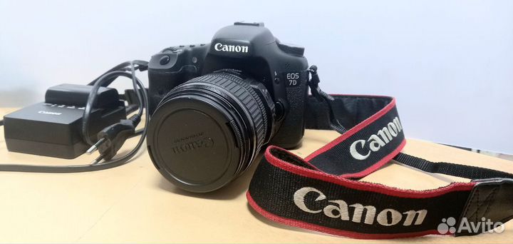 Фотоаппарат Canon EOS 7D + объектив efs 17-85mm