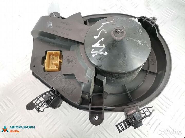 Моторчик печки Audi A4 B5 1997 8D1820021B