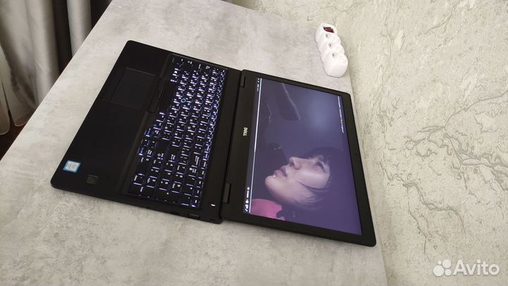 Dell latitude 15.6 ips fullhd i5 8/256