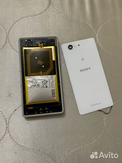 Sony Xperia Z3 Compact, 2/16 ГБ