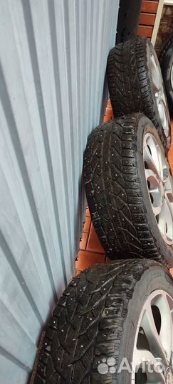 Kormoran Stud 2 225/50 R17 98T