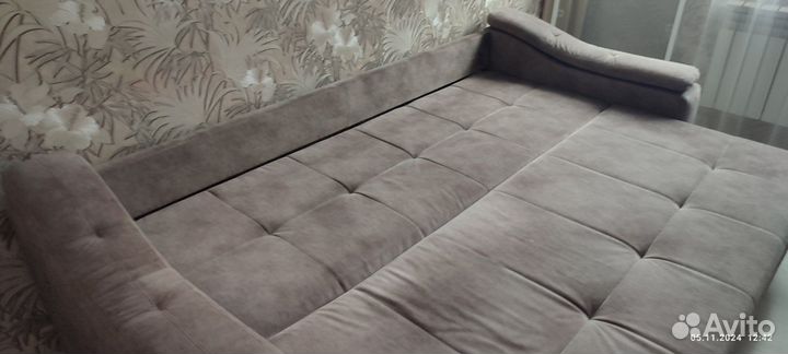 Продается прямой диван