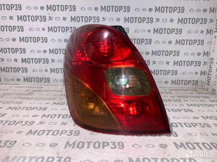 Фонарь задний левый Toyota Corolla Verso 2.0 D4D