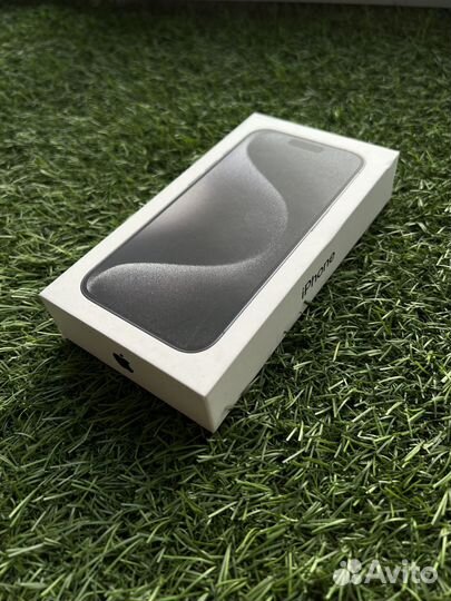 iPhone 15 Pro, 256 ГБ