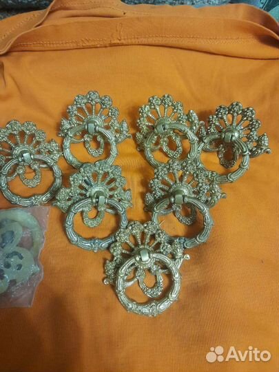 Статуэтка,подсвечники,посуда из бронзы