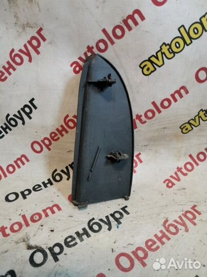 Накладка торпеды правая Kia Spectra