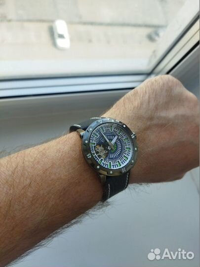 Aqua Trident 100m superlume