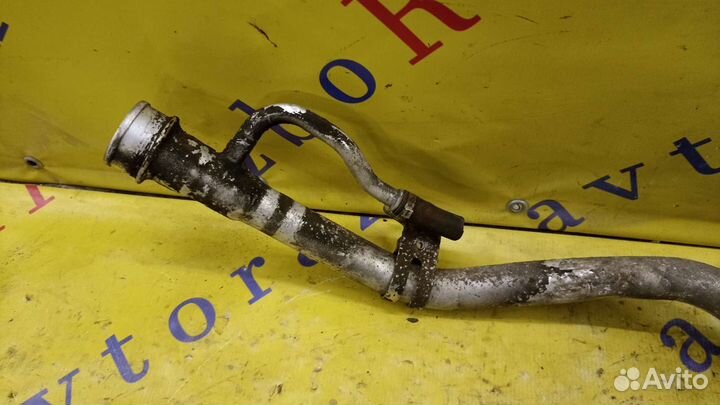 Заливная горловина freelander 2