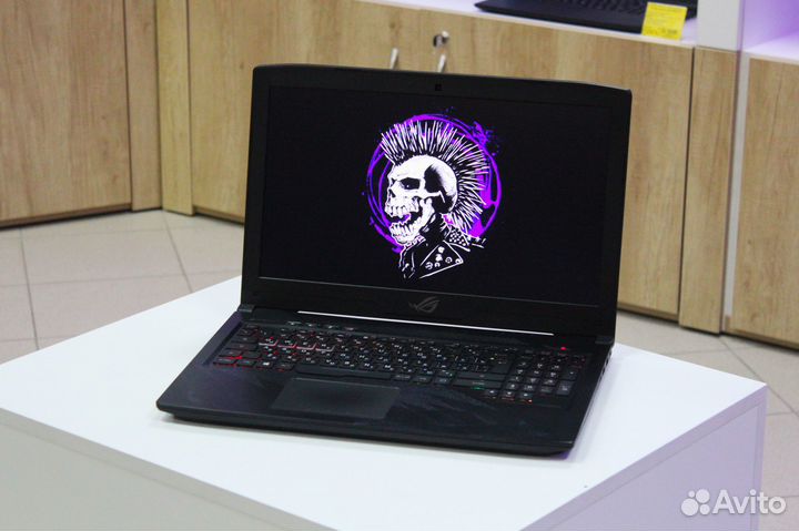 Мощный игровой ноутбук asus ROG Strix
