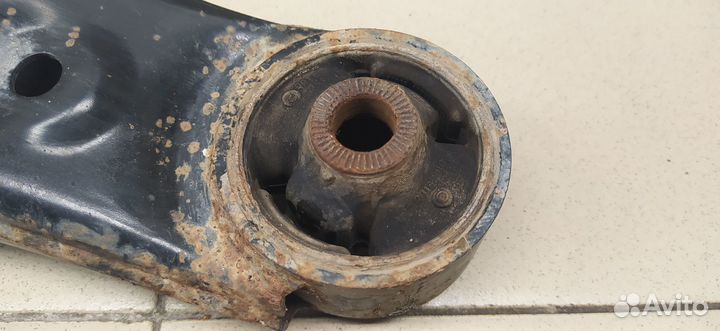 Рычаг передний правый Atlas 2017