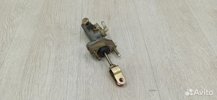 Главный цилиндр сцепления гцс Lifan X60