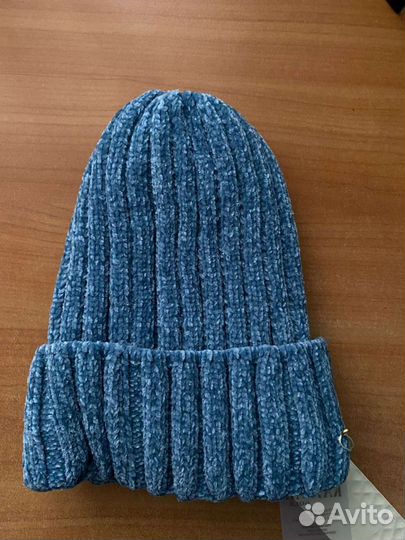 Женская шапка зимния