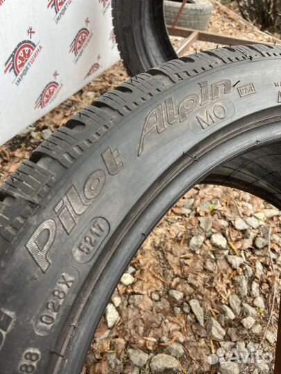 Michelin Pilot Alpin 245/40 R18