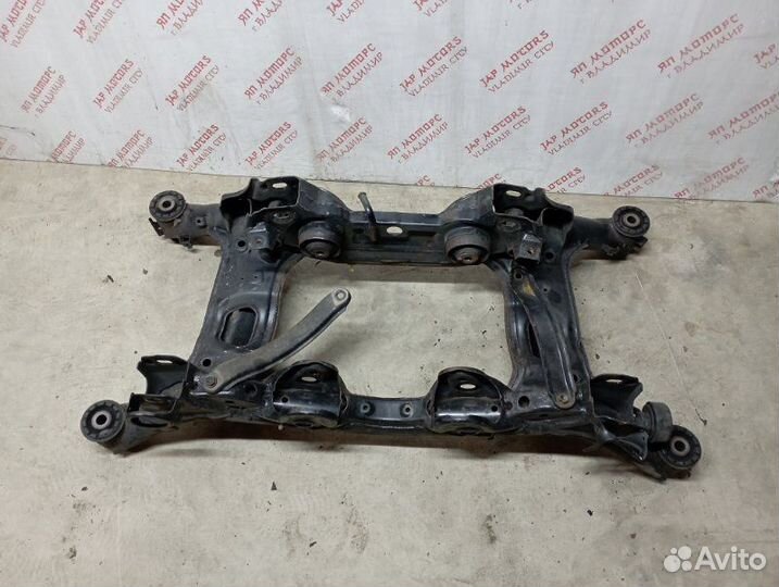 Балка подвески задняя Suzuki Grand Vitara J20A