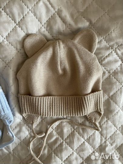 2 шапки демисезонные
