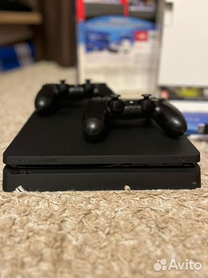 Прошитая (9.00) PS4 Slim 500gb (2 джойстика)