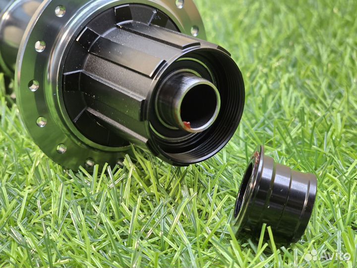 Комплект втулок Koozer 450 boost (цвет титан)