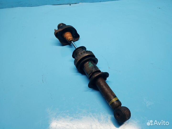 Амортизатор задний для Mitsubishi Outlander 1