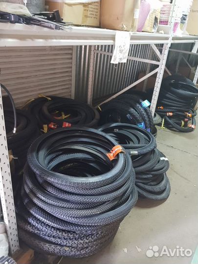 Велозапчасти в ассортименте