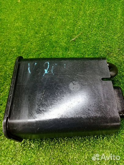 Абсорбер (фильтр угольный) Volvo Xc90