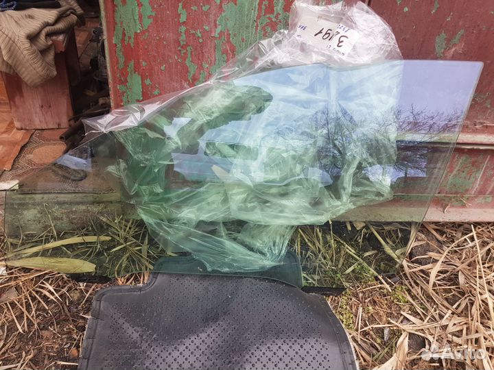 Водительское зерколо на тойото камри 40