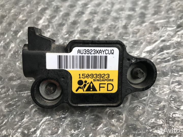 Датчик удара в дверь Air Bag Tahoe, Escalade 06-14