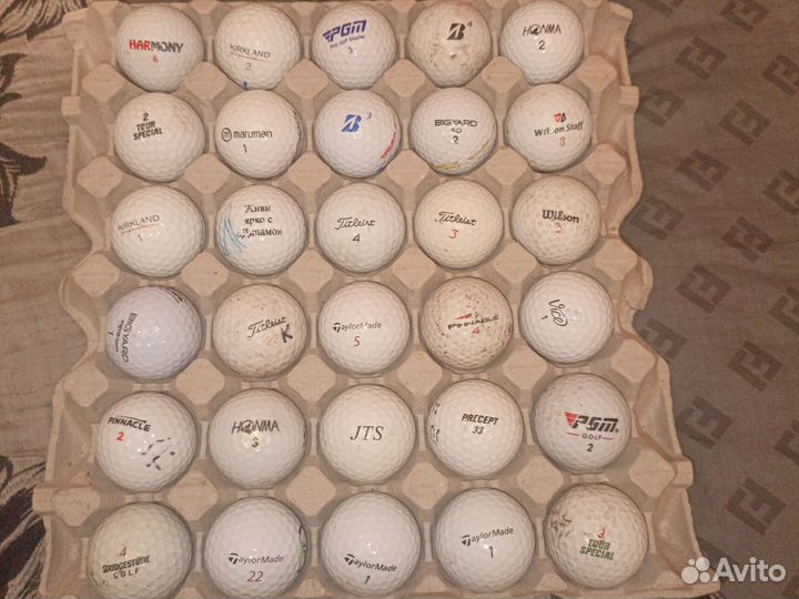 Мячи для игры в гольф