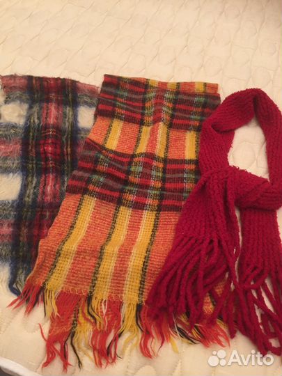 Отдам шарфы